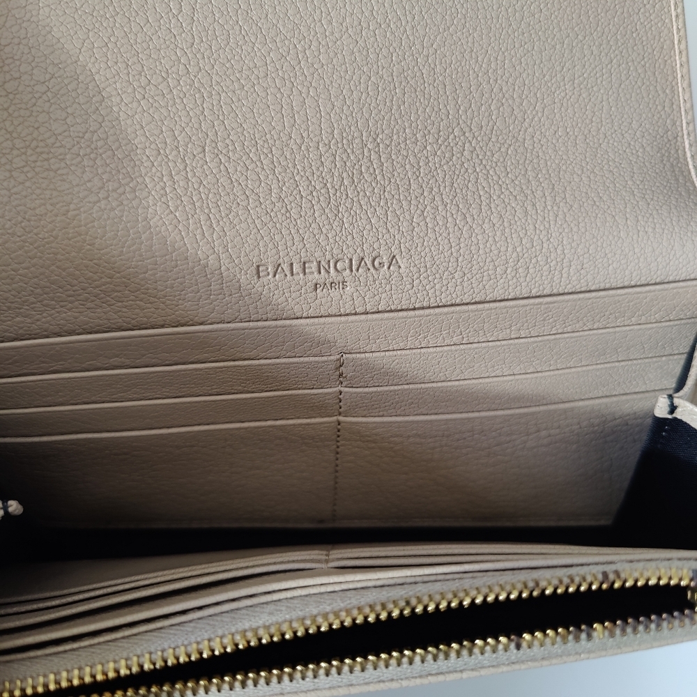Authentic BALENCIAGA Chevre Gold Metallic Edge Hardware Zip Around Wallet - Picture 7 of 11